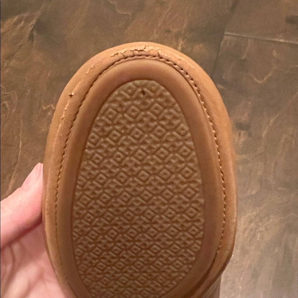 Tory Burch Claire Brown Leather Ballet Flats with Gold Emblem - Picture 5 of 6